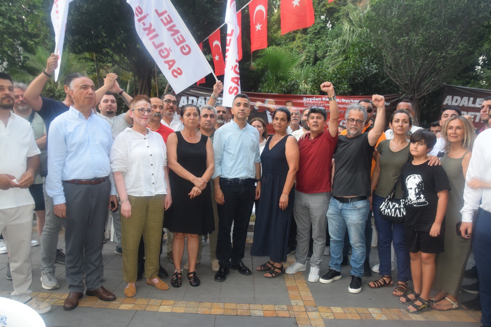 CUMHURİYET HALK PARTİSİ’NİN ADALET NÖBETİ DEVAM EDİYOR