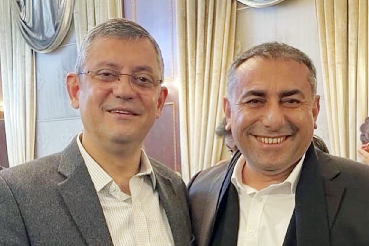 GÜNGÖR GEÇER, BÜYÜKŞEHİR BELEDİYE BAŞKANVEKİLİ OLDU