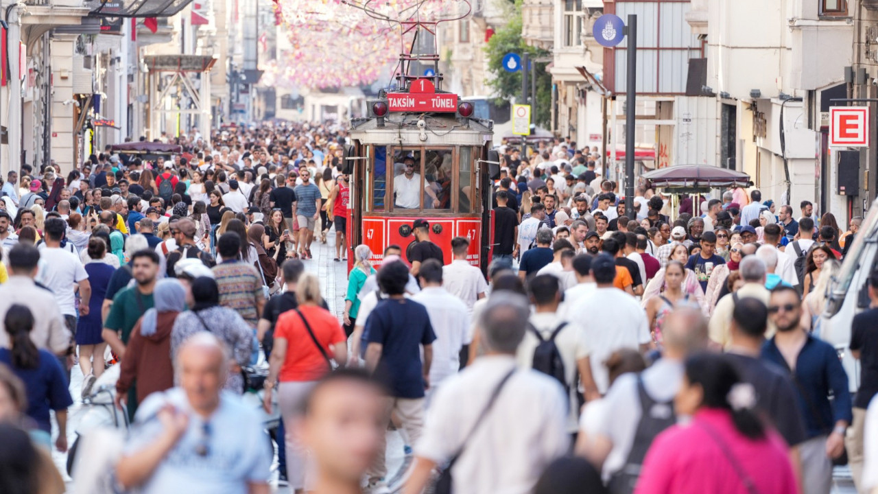 GENİŞ TANIMLI İŞSİZLİK ORANI  %32,9 İLE TARİHİ SEVİYEYE ÇIKTI