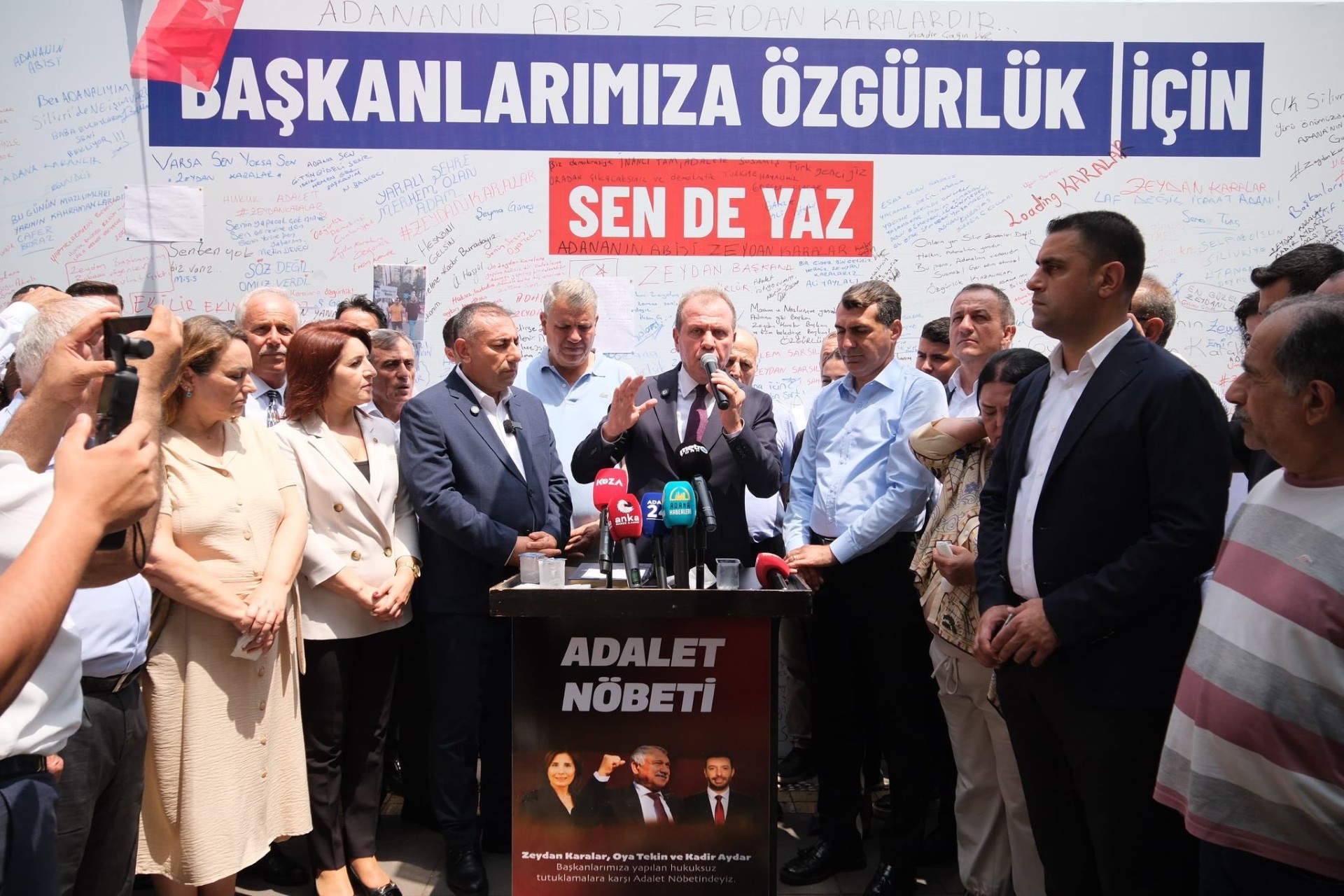 VAHAP SEÇER; “ZEYDAN BAŞKAN’IN EMANETİ EN İYİ ŞEKİLDE KORUNACAK”