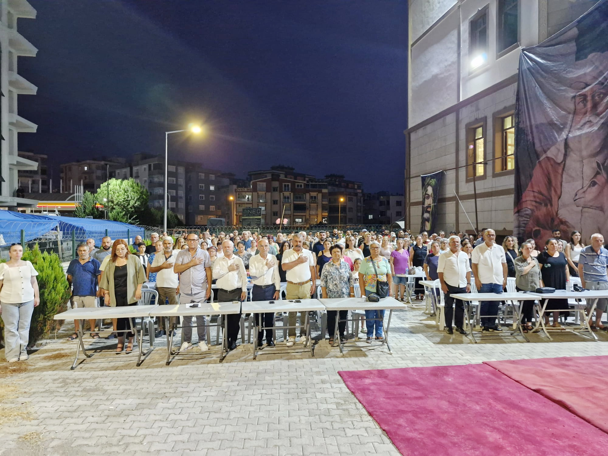 CEYHAN CEMEVİ’NDE AŞURE ETKİNLİĞİNE YÜZLERCE VATANDAŞ KATILDI 