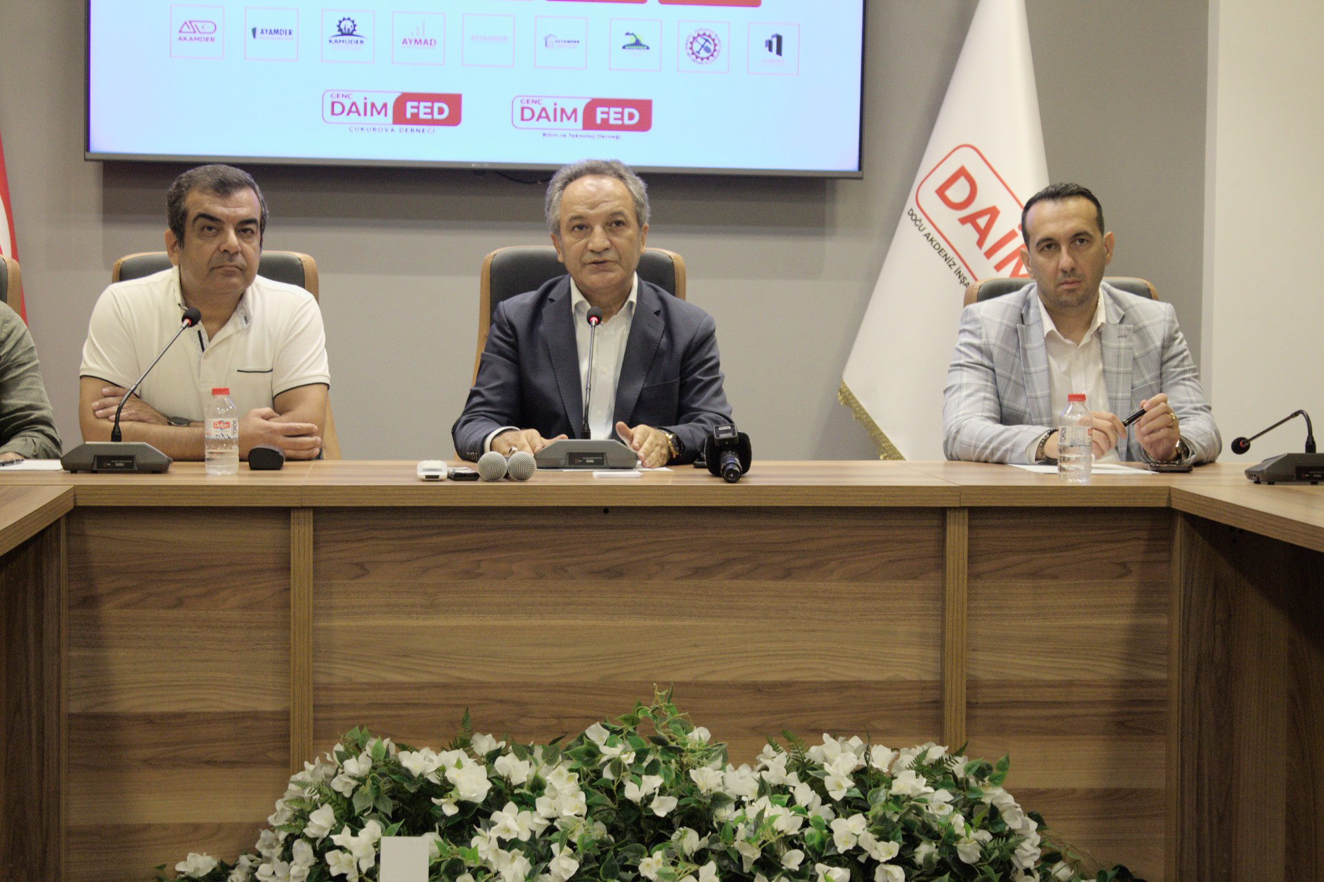 Adana’nın tanınan isimleri DAİMFED’e katıldı