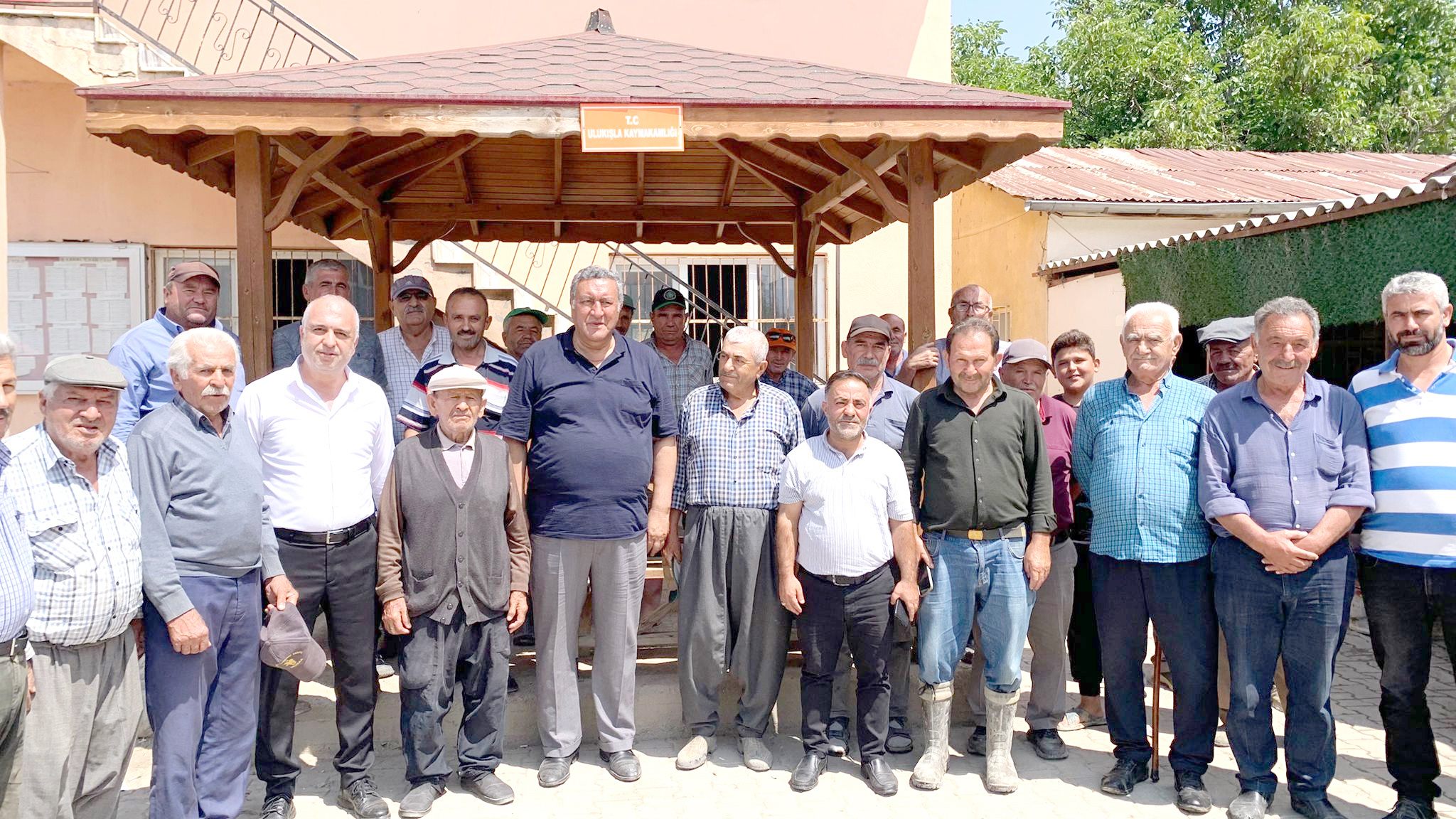 Ömer Fethi Gürer, köy gezilerine devam ediyor