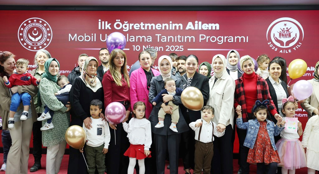 Bakan Göktaş: “ ‘İlk Öğretmenim Ailem’ mobil uygulamasını 4 ay içerisinde 1 milyon 25 bin aile kullanmaya başladı”