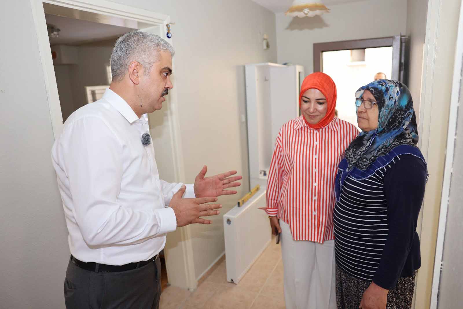 BAŞKAN ALİ AVAN, 40 İHTİYAÇ SAHİBİ AİLENİN EVİNE DOĞALGAZ DÖŞETİYOR