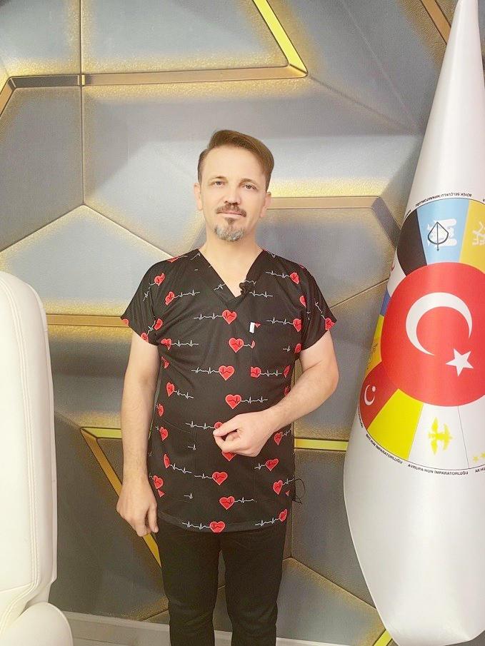 DOÇ. DR. İNANIR, BEL VE KAS AĞRILARINI TETİKLEYEN NEDENLERE DİKKAT ÇEKTİ
