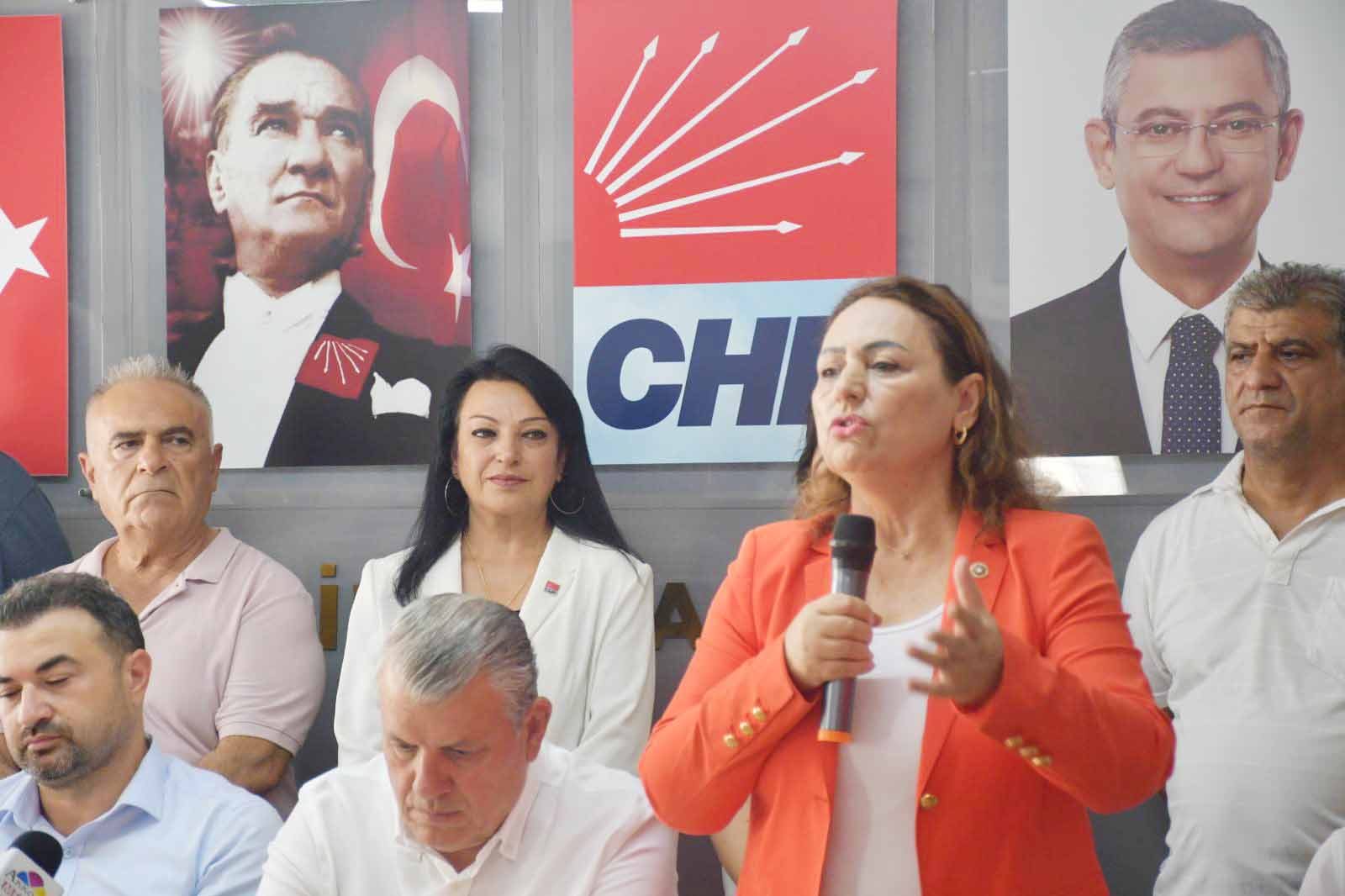 DR. MÜZEYYEN ŞEVKİN: CHP TÜRKİYE’NİN SİGORTASIDIR