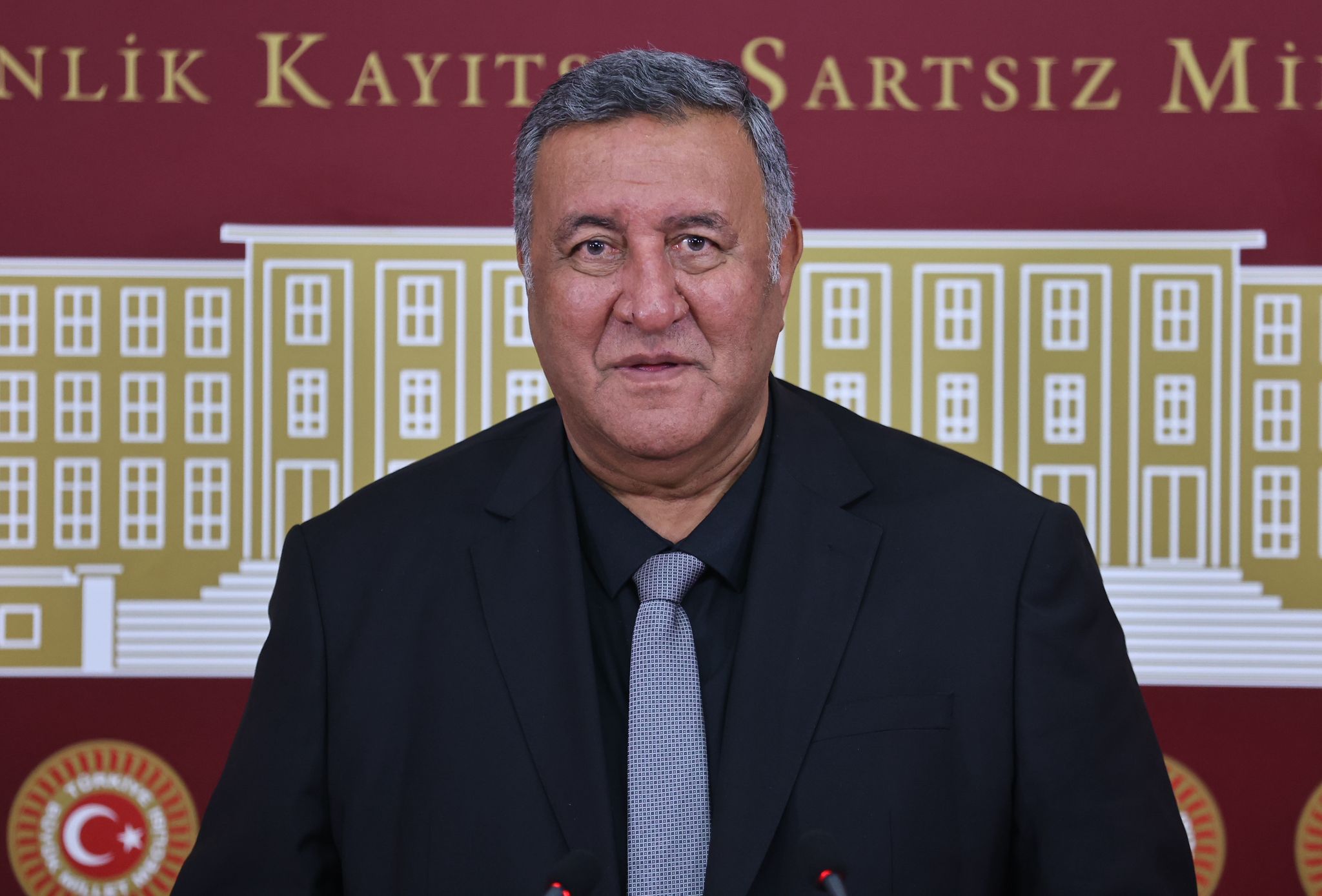 ÇİFTÇİ BORÇ ALTINDA İNLİYOR!