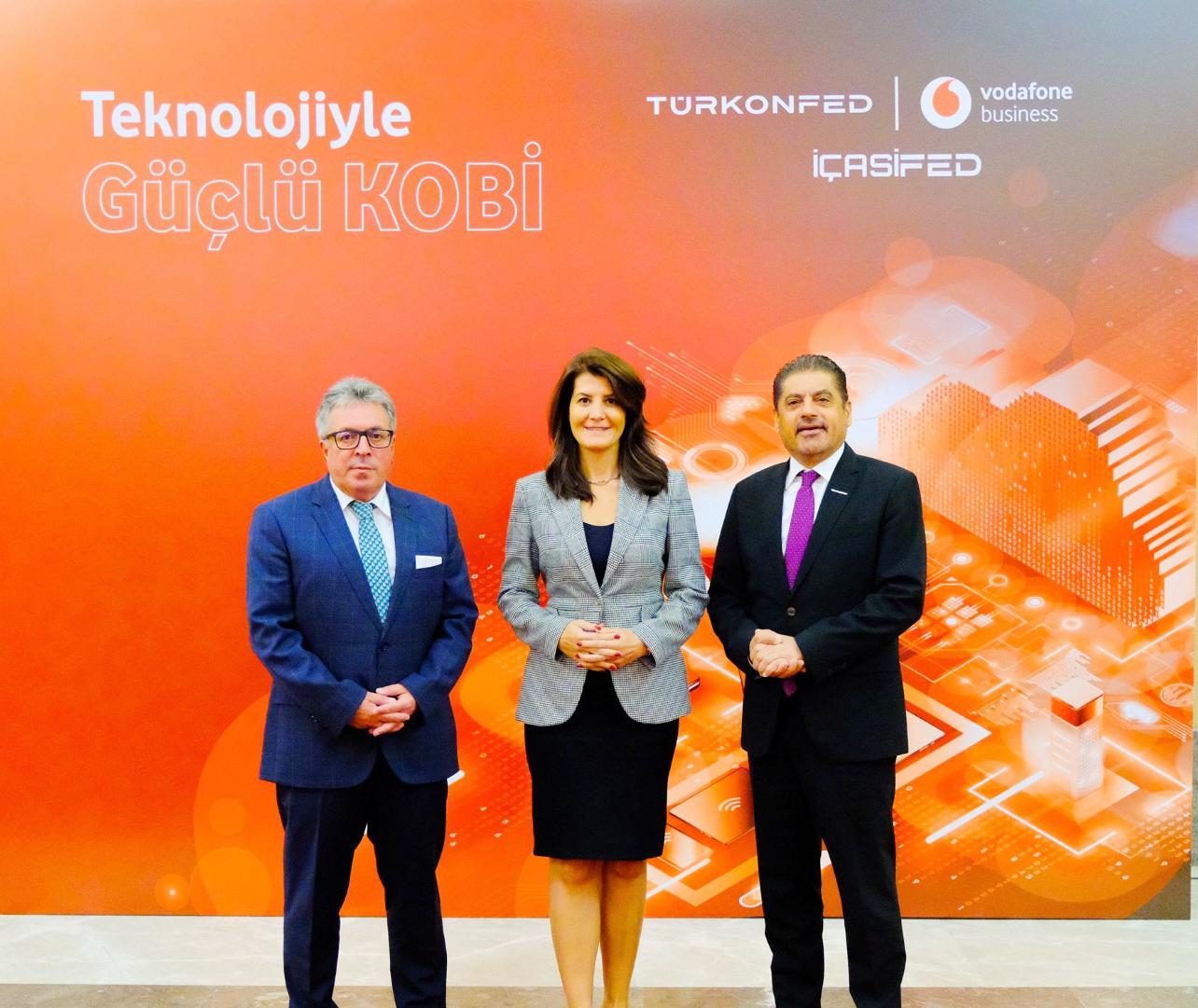 TÜRKONFED ve Vodafone Business KOBİ’leri dijitalleştirmeye devam ediyor