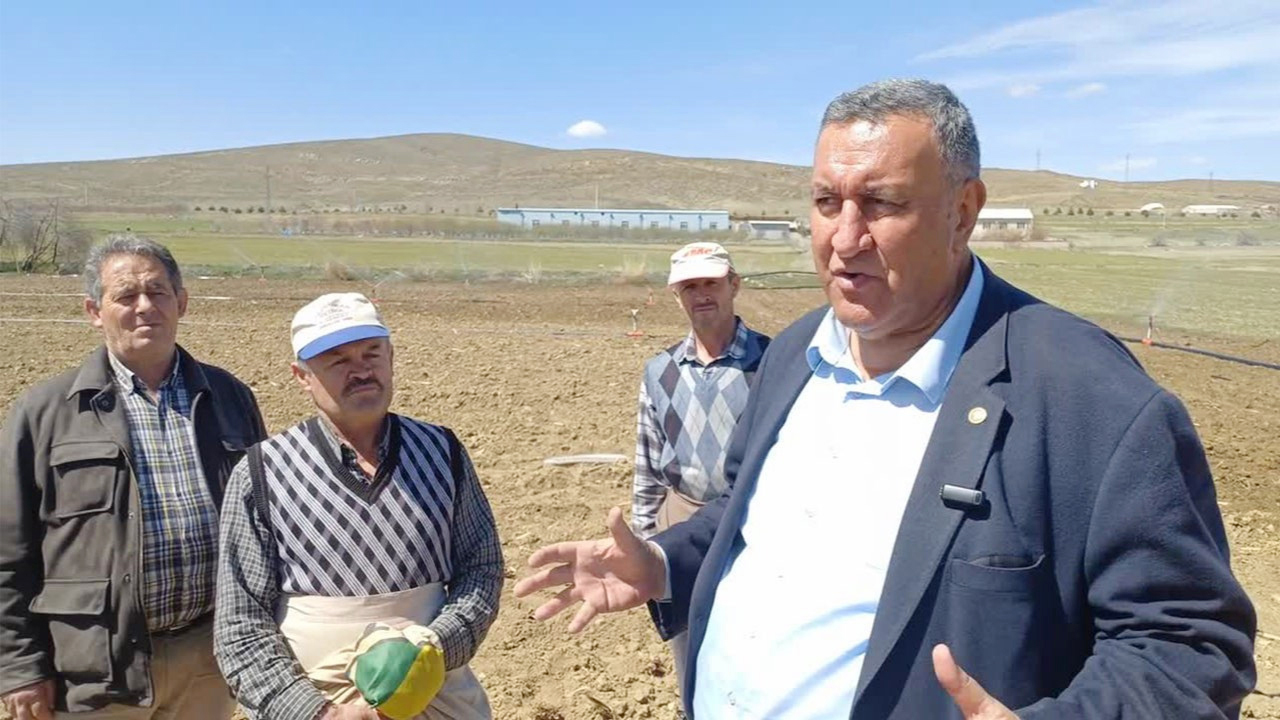 1 TRİLYON 117 MİLYAR BORCU OLAN ÇİFTÇİLER “YANDIM ALLAH” DİYOR