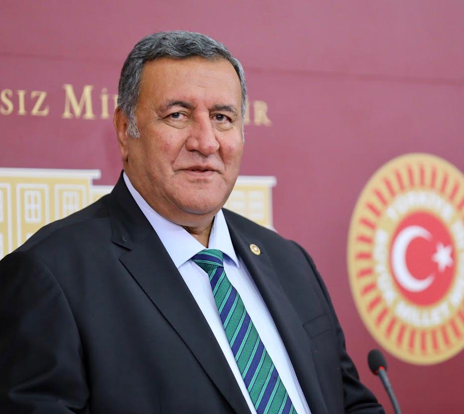 ÖMER FETHİ GÜRER; “ÜRÜN YOK, PARA YOK BORÇLAR ALMIŞ BAŞINI HIZLA GİDİYOR” DEDİ