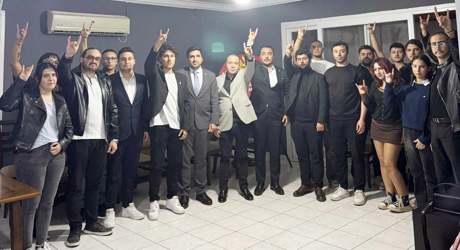 ZAFER PARTİSİ GENÇLİK KOLLARI ZİYARETLERİNİ SÜRDÜRÜYOR